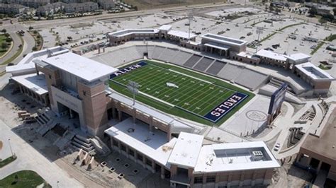 Texas high school's $60 million stadium has 'extensive cracking' | FOX ...