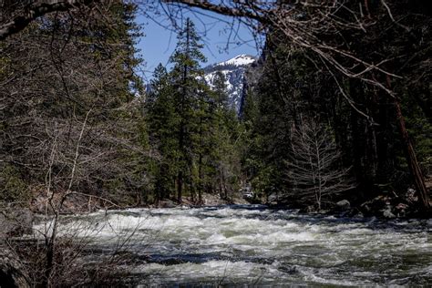 Yosemite National Park to close amid flood threat from melting snowpack ...