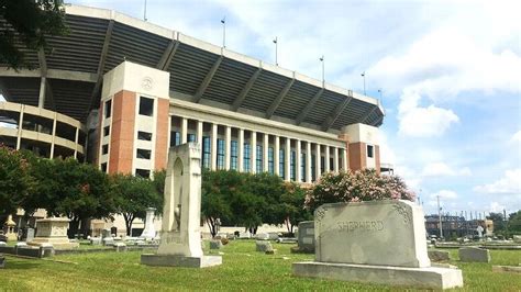 Eight odd things you never knew about college football stadiums - ESPN