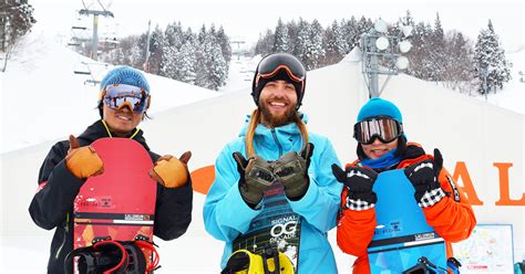 English ski and snowboard lessons by non-Japanese instructors - Japan ...