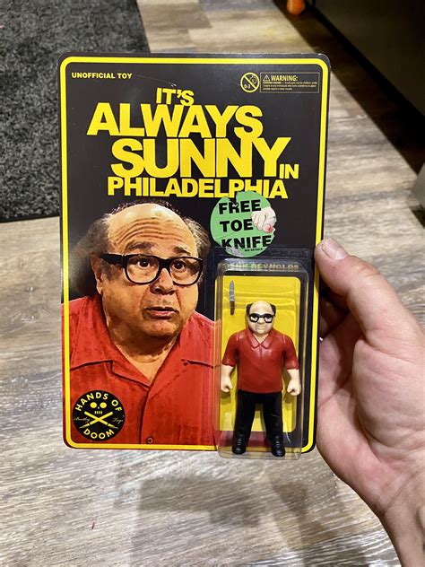 Frank Reynolds action figure 😂 : r/IASIP