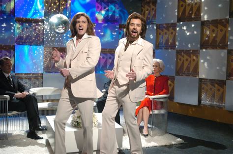 ‘SNL’: 3 Reasons ‘The Barry Gibb Talk Show’ Sketch Never Gets Old