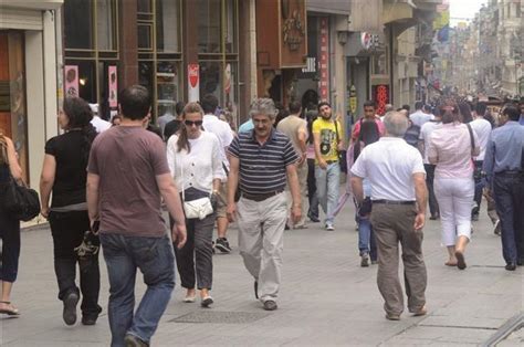 Turkey to be ‘too old’ by 2023, population projections say - Türkiye News