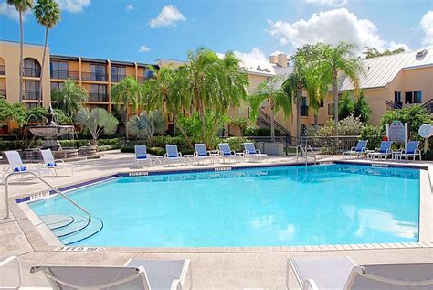 COURTYARD BY MARRIOTT BOYNTON BEACH $137 ($̶1̶8̶8̶) - Updated 2022 Prices & Hotel Reviews - FL