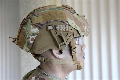 US Army new Body Armor and Helmet | SpaceBattles