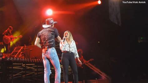 Tim McGraw Sings Sweet Duet With Daughter Gracie Video - ABC News