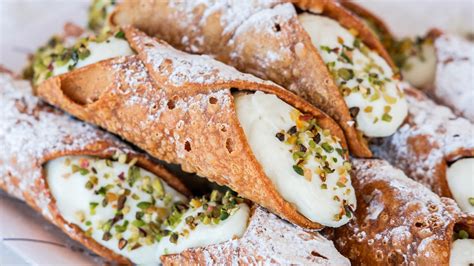 The Ingredient Traditional Sicilian Cannolis Always Use