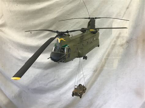 CH47A Chinook Helicopter -- Plastic Model Helicopter Kit -- 1/35 Scale -- #05104 pictures by boomer