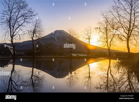 Mount Fuji Sunrise Stock Photo - Alamy