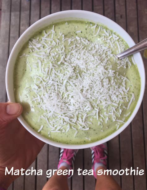 Matcha green tea smoothie - Planning With Kids