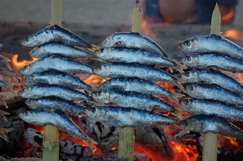 Malaga Traditional Food Tour | Do Eat Better Experience