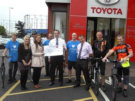 Rochdale News | News Headlines | RRG Toyota community project raises £ ...