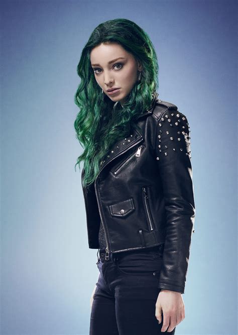 THE GIFTED: The Mutant Underground Take Their Sides In New Season 2 Cast Portraits