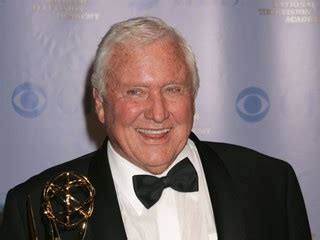 Merv Griffin biography, birth date, birth place and pictures