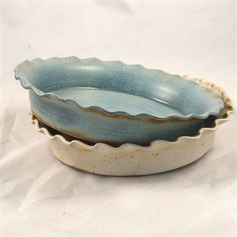 Hand made ceramic pie dish. Summer is here! Present your delicious pie in style with these fine ...