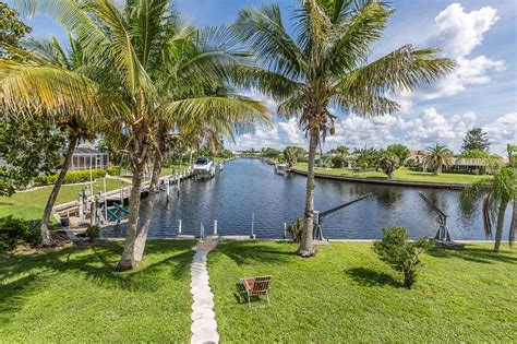 Beautiful Canal Front home in Punta Gorda Isles! Available now! UPDATED ...