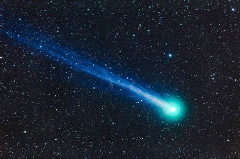 Mysterious exploding blue Panstarrs R2 comet spotted heading for Earth ...