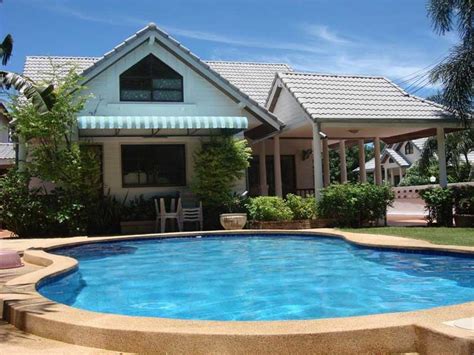 Bring Pleasure to Your Home with A Swimming Pool | Your House Helper