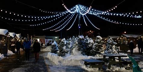 Best Christmas Markets in Canada (2024) • Wanderlust with Kids