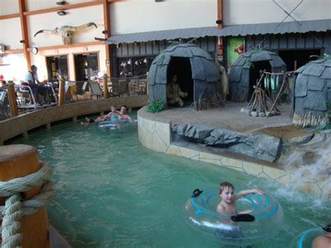 Fort Rapids Indoor Waterpark Resort in Columbus, Ohio Family Review