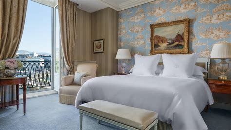 Hotel in Geneva | Rooms & Suites | Four Seasons Hotel des Bergues