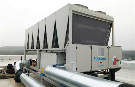 Daikin extends Loop scheme to R134a chillers - Cooling Post