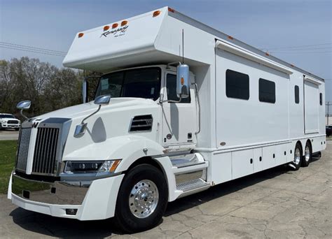 2024 Renegade Motorhome 4 slide outs for Sale in MARENGO, IL | RacingJunk