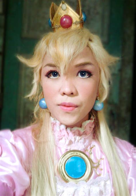 Updated Princess Peach Makeup/Look Test by CreepyNekochan on DeviantArt