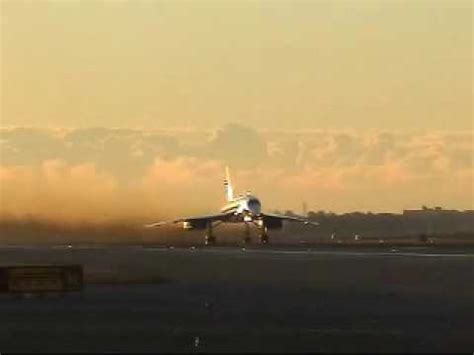 Concorde Final Take off BA (Awesome Angle) - YouTube