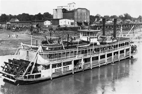 Exhibit: Photographs of 1800s Steamboats Built at Metropolis, Illinois ...