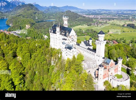 Neuschwanstein castle aerial view hi-res stock photography and images ...