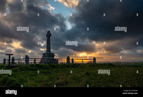 The sun sets over the Battle of Flodden Monument Stock Photo - Alamy