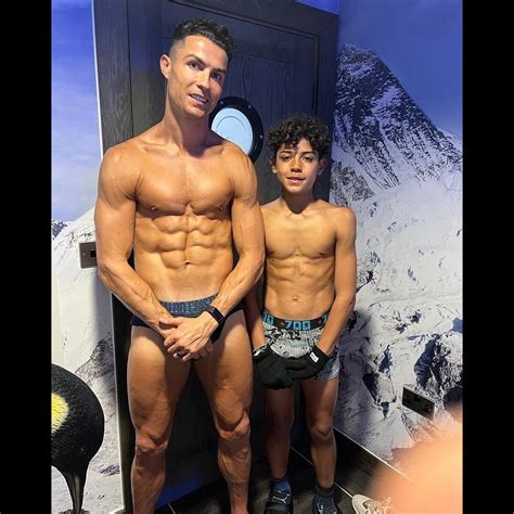 Photo : Cristiano Ronaldo et son fils Cristiano Junior. - Purepeople