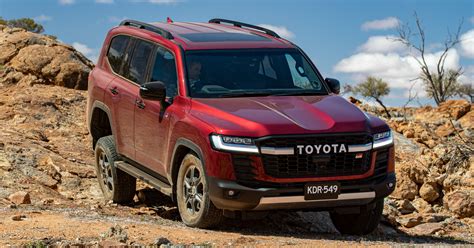 2022 Toyota Land Cruiser 300 launched in Australia - Paul Tan's Automotive News