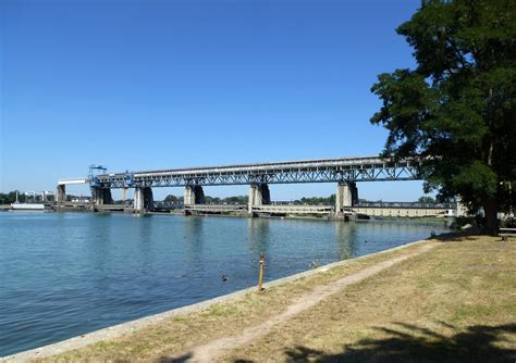 Weil am Rhein, Blick über den angestauten Rhein am Stauwehr Märkt, Juli 2015 - Staedte-fotos.de