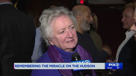 ‘Miracle on the Hudson’: Passengers gather for 10th anniversary reunion