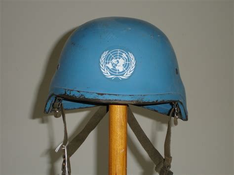 UN-D-f | United Nations helmet assigned to soliders in the D… | Flickr