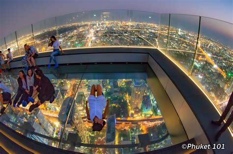 Mahanakhon SkyWalk - The Highest Rooftop in Bangkok!