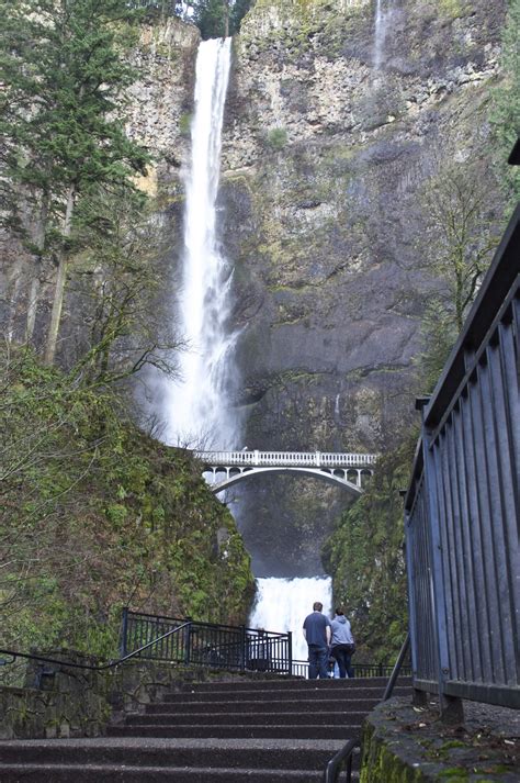 The Columbia River Gorge Scenic Highway’s Waterfalls | The Vintage Tour ...