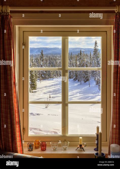 Snow window looking outside hi-res stock photography and images - Alamy