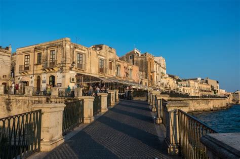 Sunset in Embankment of Ortygia Island, Syracuse City, in Sicily ...