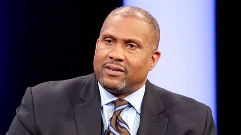 Tavis Smiley Sues PBS for Dropping Him Amid Sexual Harassment Claims ...