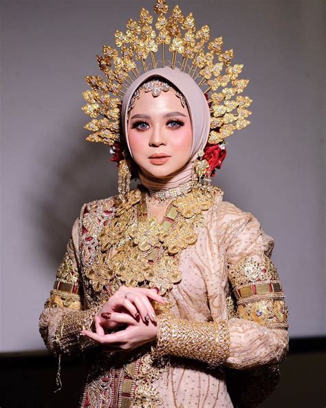 Baju Adat Makassar Modern - Desain Baju Pengantin Pesta dan Kondangn