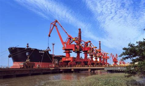 Zhangjiagang Port Group wins provincial honor