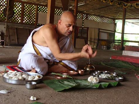 Pitru Paksha - The Importance of Pitru Paksha Rituals During Navratri