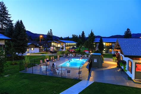 hotels in leavenworth ks with indoor pool - Elenore Martel