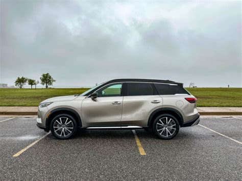 2023 Infiniti QX60 Autograph AWD Review: Sign Me Up for This Luxurious 3-Row SUV