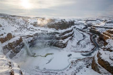 'Frozen Amphitheatre Of 187-Ft Palouse Falls, SE Washington During Rare Zero-Degree, Winter Cold ...