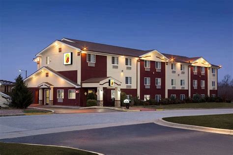 SUPER 8 BY WYNDHAM JOPLIN $47 ($̶8̶3̶) - Prices & Hotel Reviews - MO - Tripadvisor