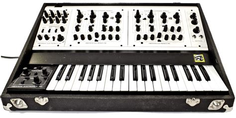 Oberheim 2 voice